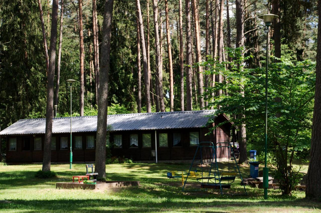 Villa Osrodek Wypoczynkowy Warmia à Butryny Extérieur photo
