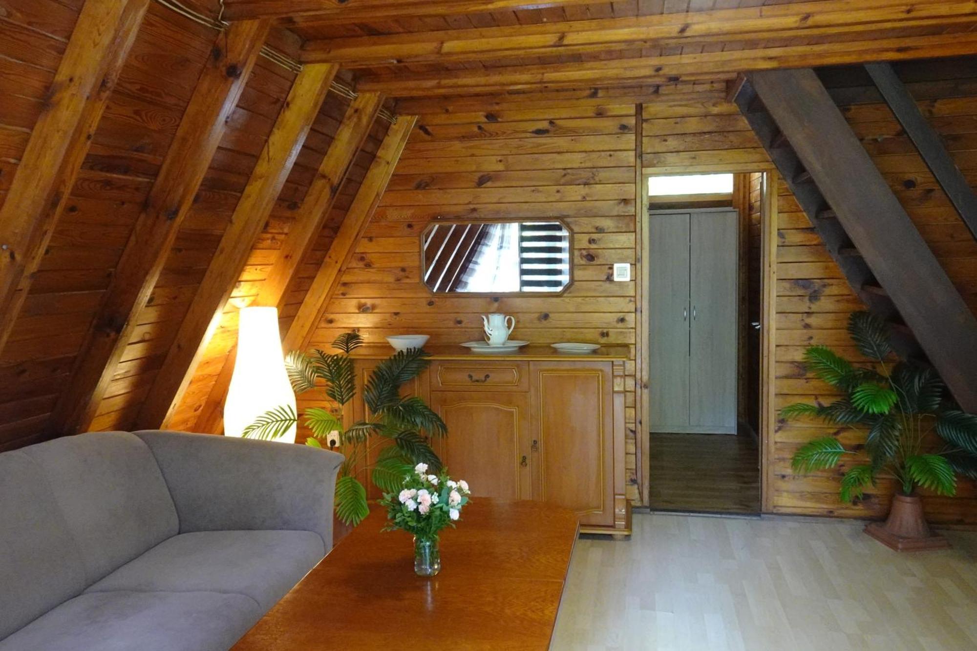 Villa Osrodek Wypoczynkowy Warmia à Butryny Extérieur photo