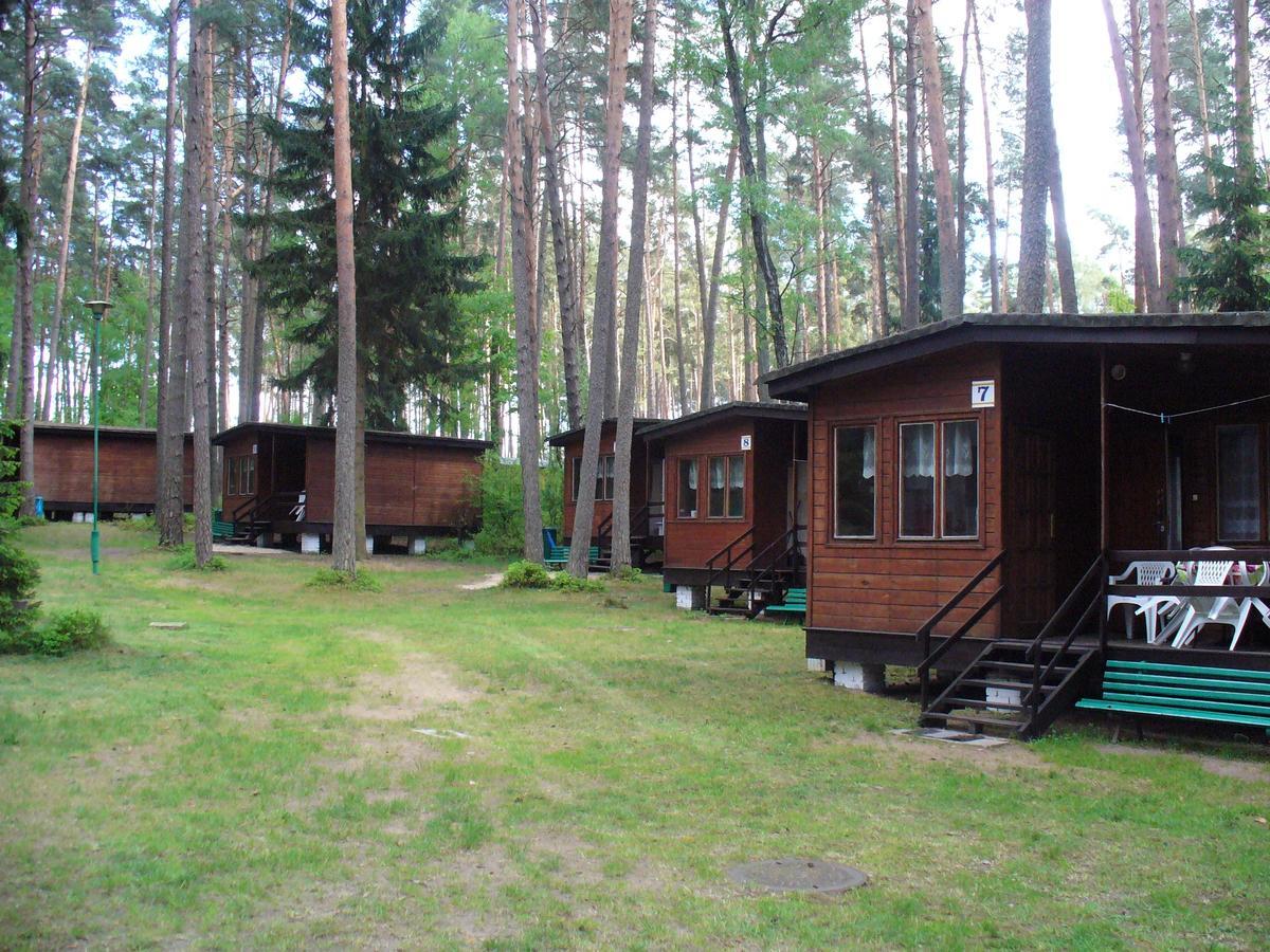 Villa Osrodek Wypoczynkowy Warmia à Butryny Extérieur photo